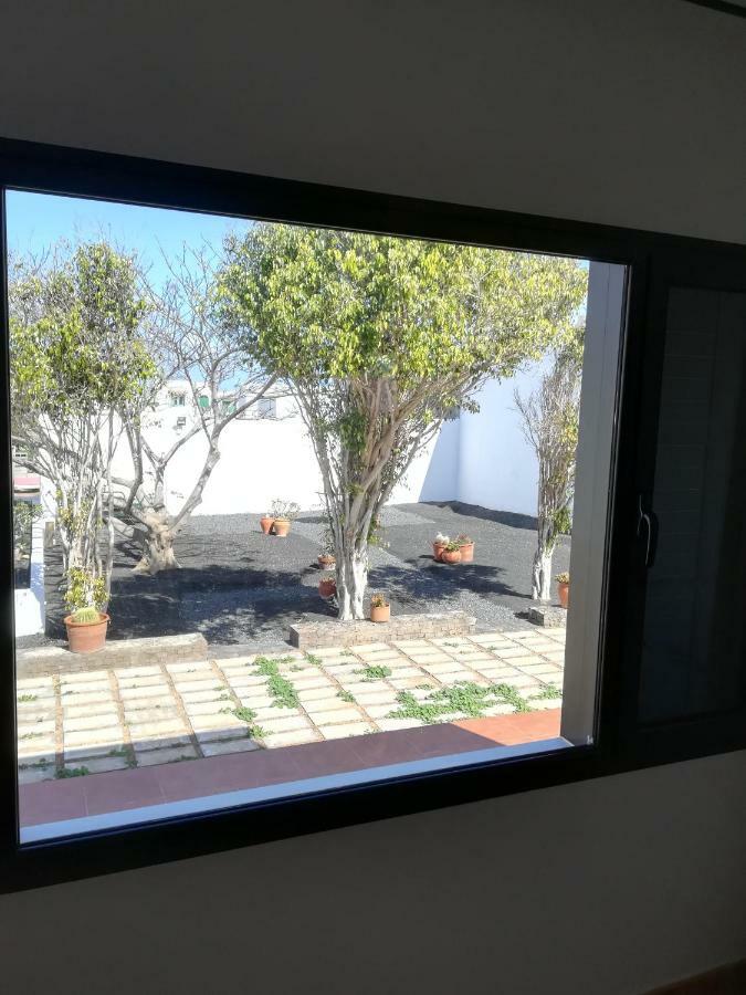 Vivienda Vacacional La Canada Tinajo Kültér fotó